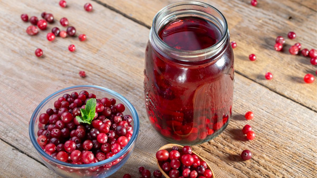 beneficios del jugo de arandanos