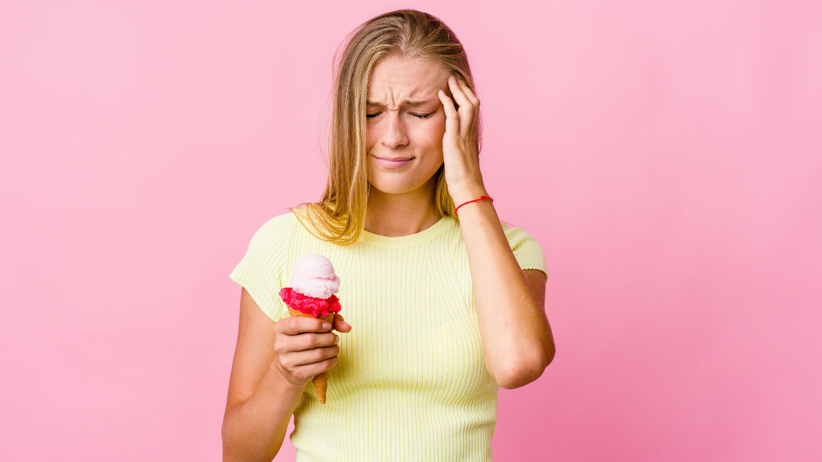 ¿Te duele la cabeza al comer helado? Descubre por qué ocurre la congelación cerebral