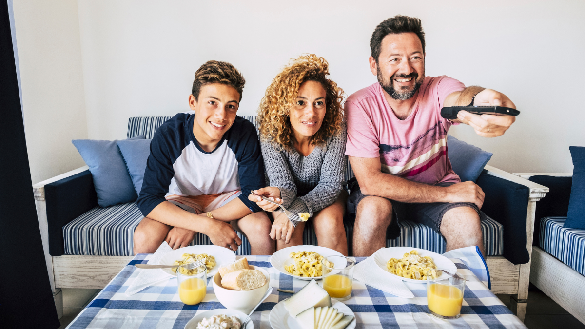 Descubre cómo el mindful eating puede ayudarte a reconectar con tu cuerpo y mejorar tu bienestar.